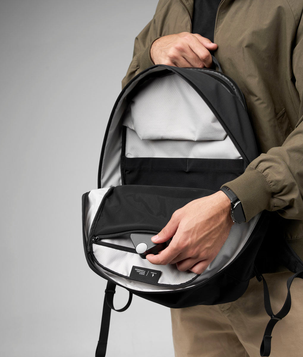 Alpaka Essential Pro 22 L Backpack