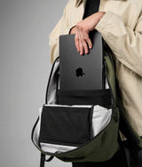 Alpaka Essential Pro 22 L Backpack