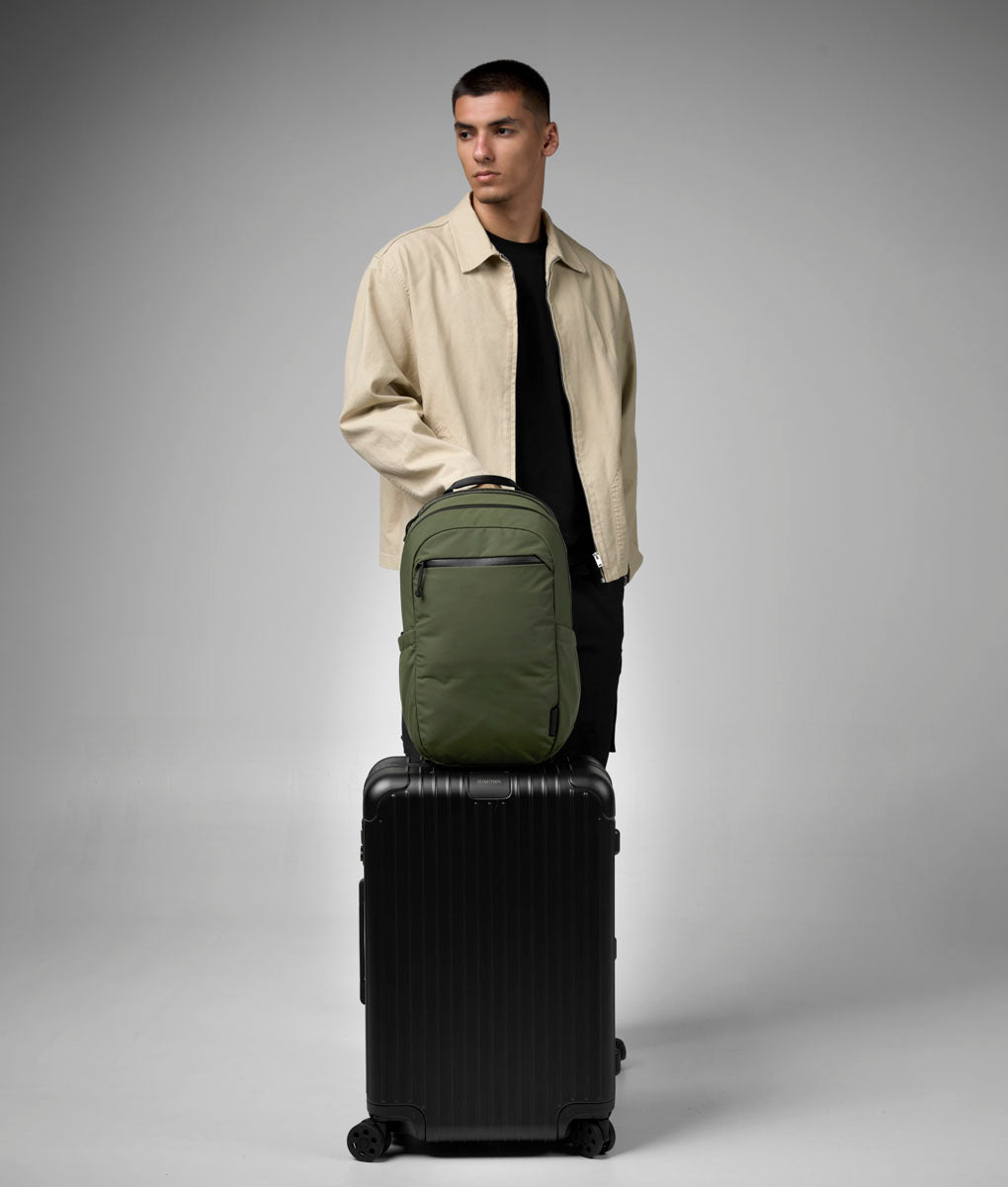 Alpaka Essential Pro 22 L Backpack