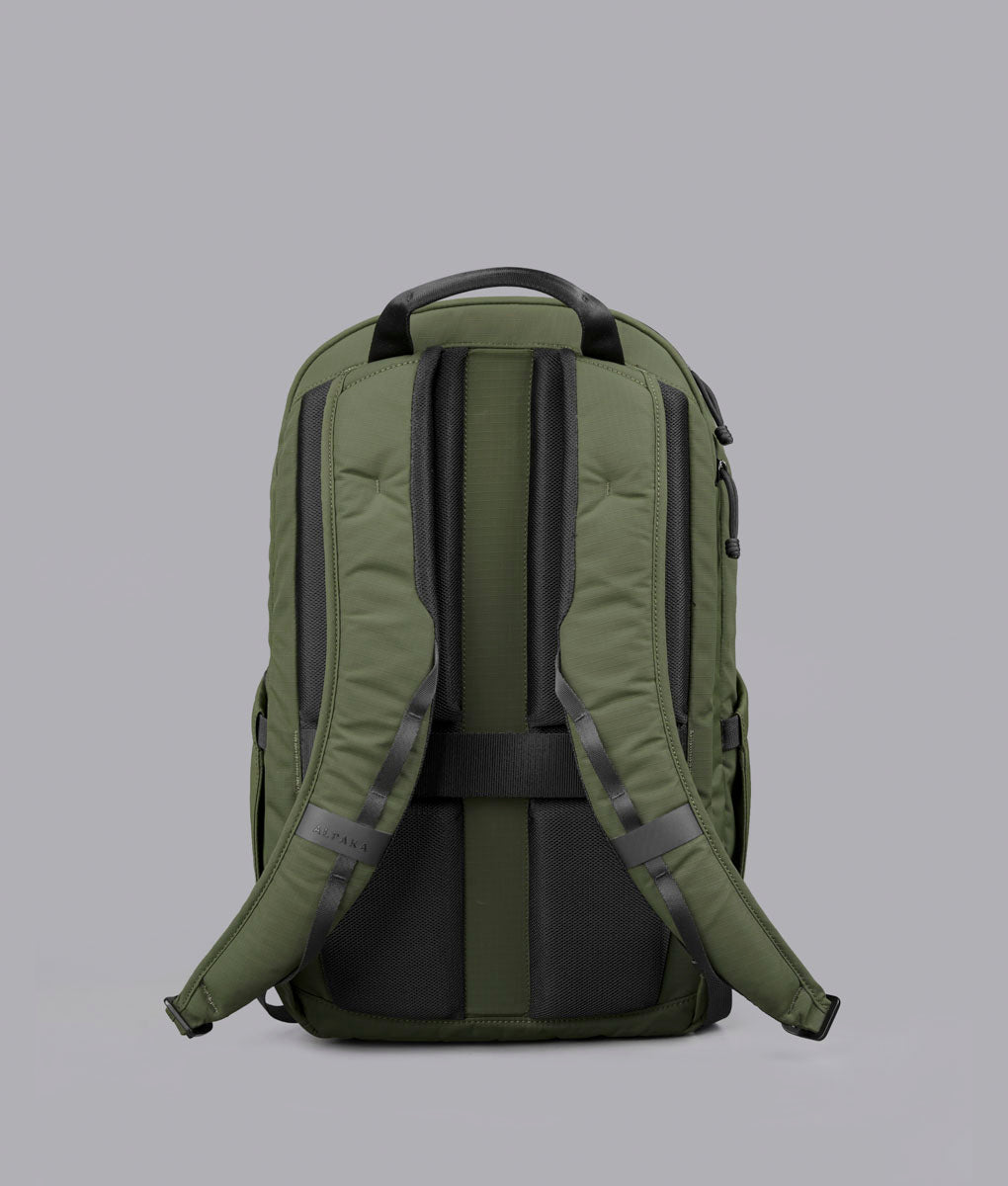 Alpaka Essential Pro 22 L Backpack