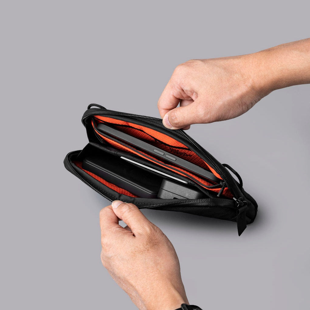 Alpaka Flight Pouch