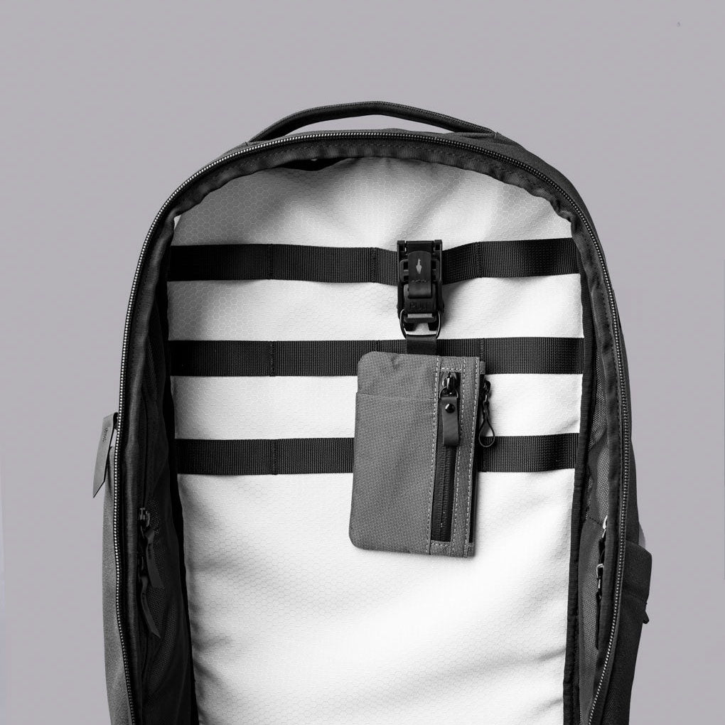 Alpaka Zip Pouch Pro