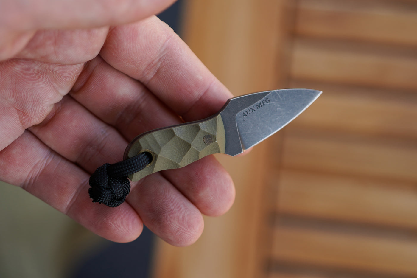 Auxiliary Manufacturing Pocket Lint Knife