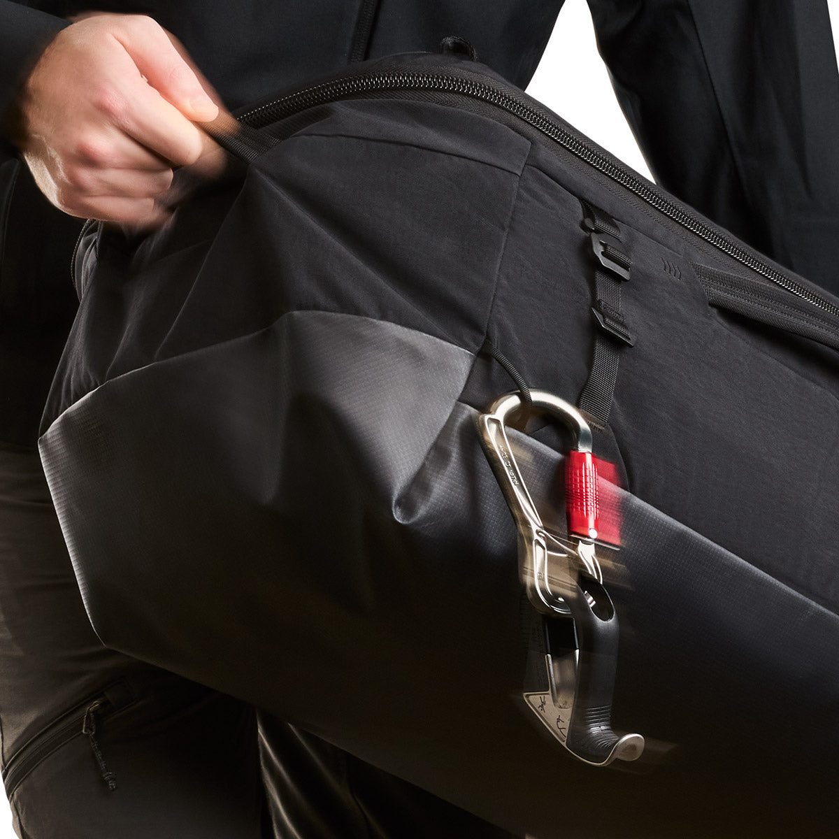 Bellroy Venture Hauler Pack