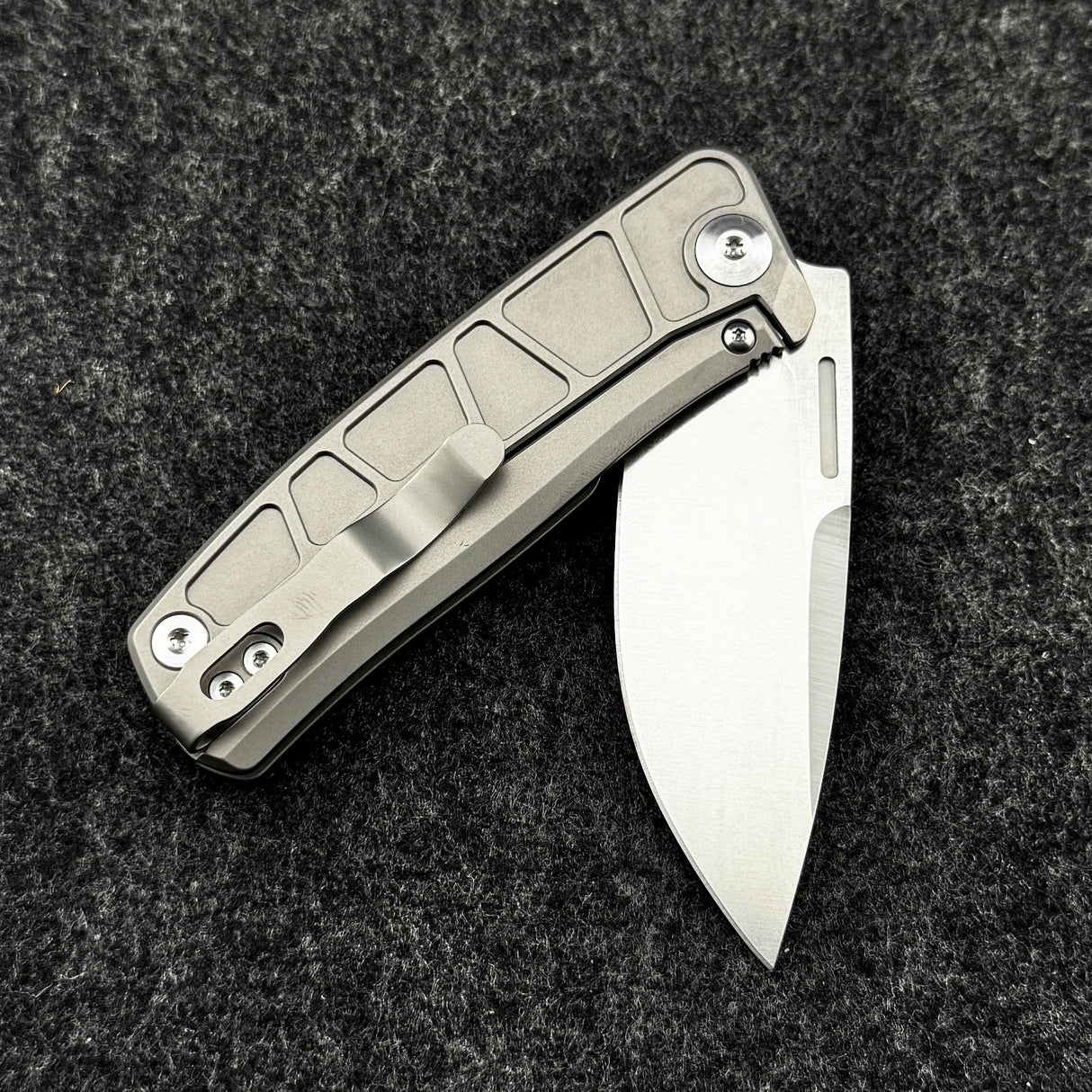 CornCraft Redshift Nail Groove Knife