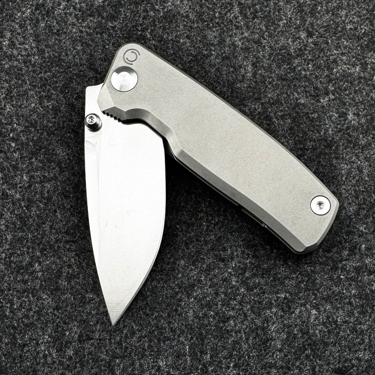 CornCraft Redshift Thumb Stud Knife