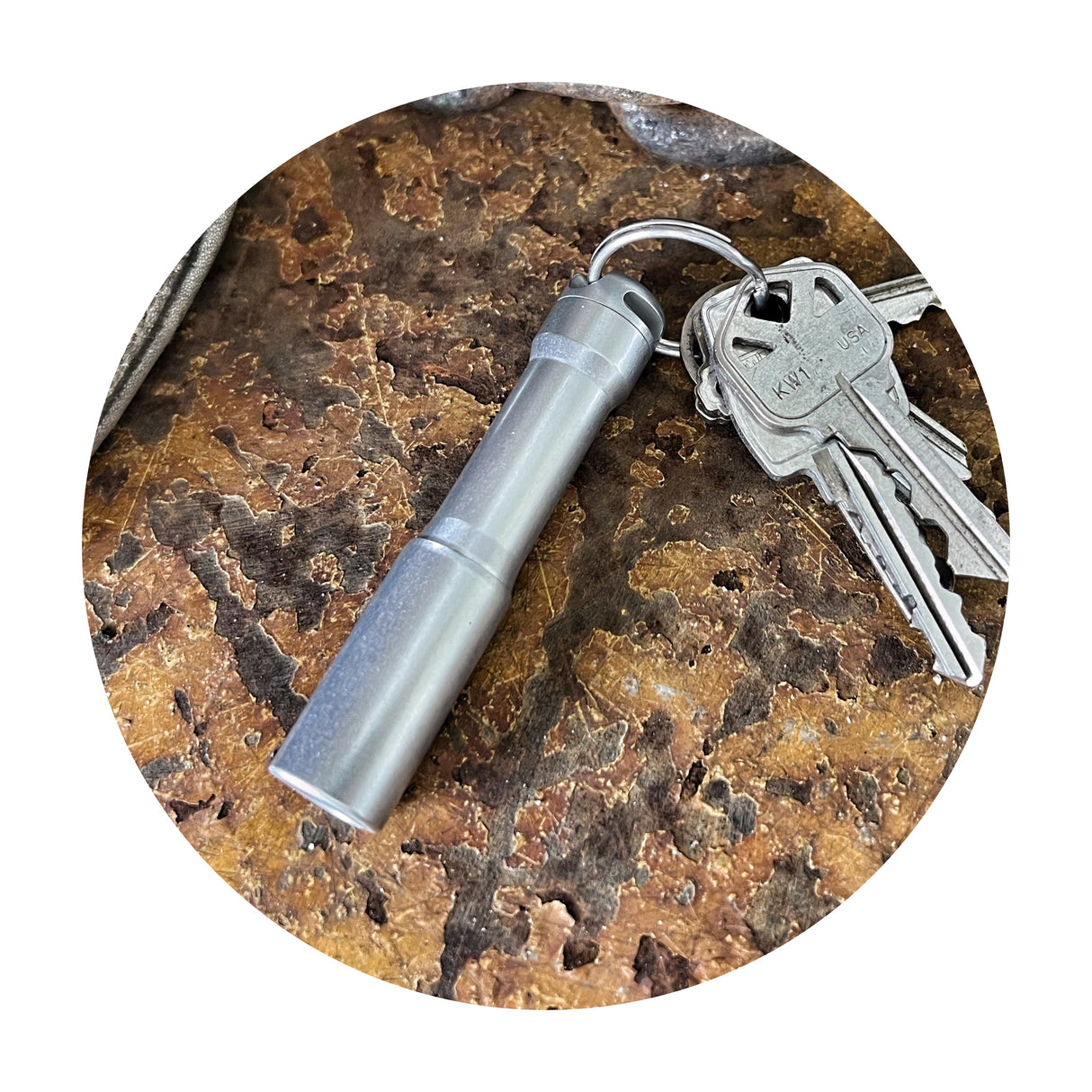 CWF Custom Flashlights Atom Aluminum Flashlight
