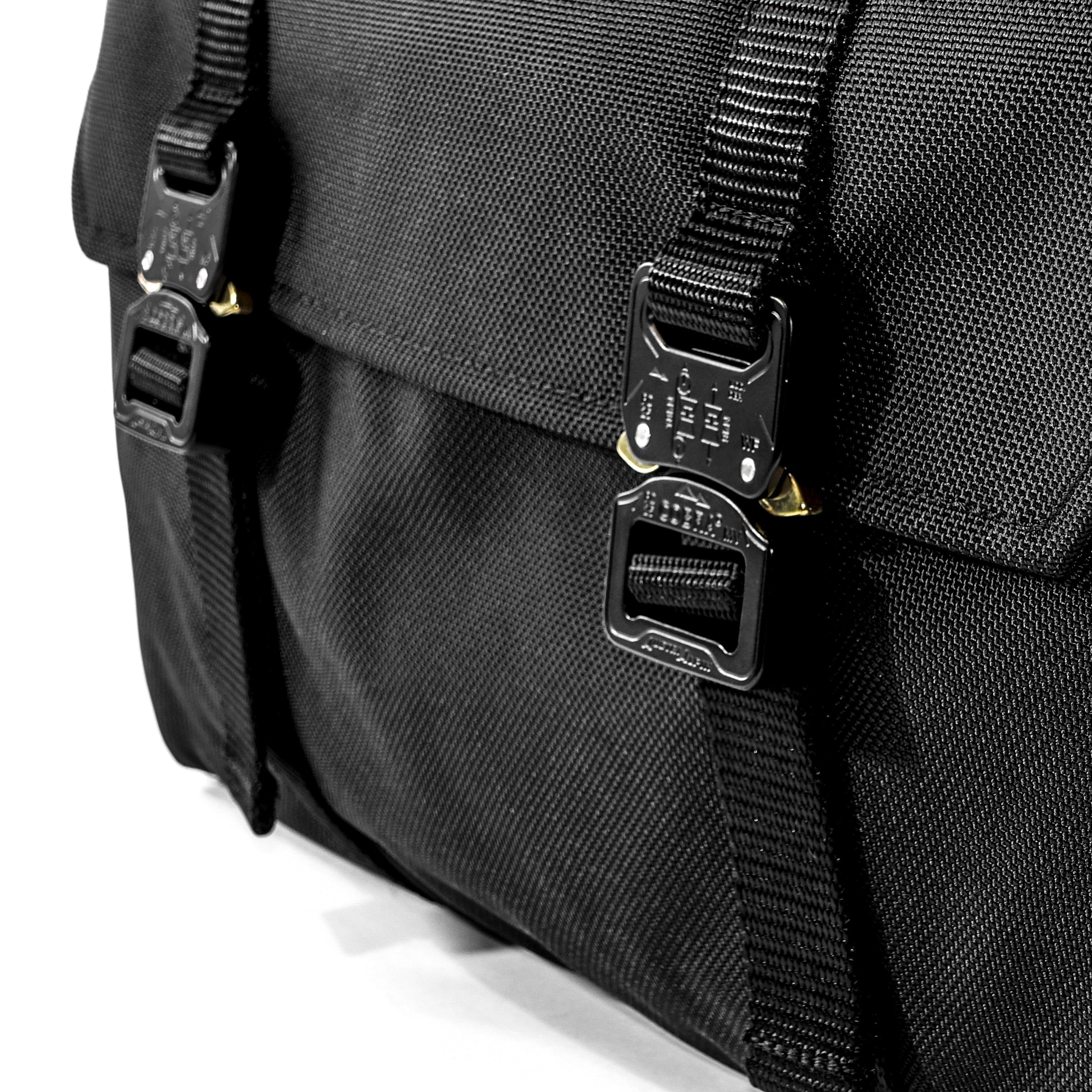 Defy Defender Briefcase – Mukama