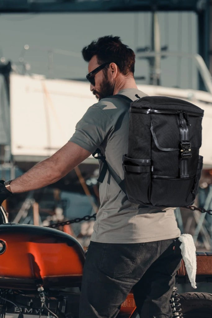 Defy Menace 2.0 18 L Backpack