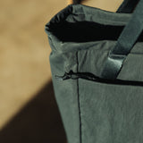Evergoods Civic Daily Tote 24 L Konbu