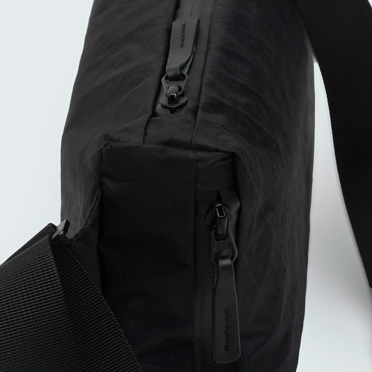 Huru Crossbody 2 L