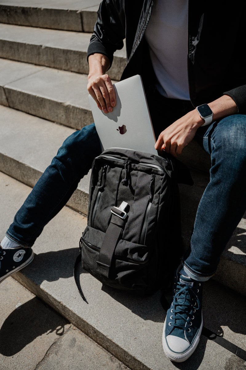 Huru Model H2 22 L Backpack