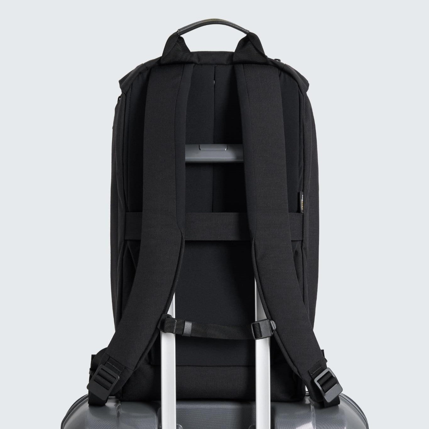Huru Model H2 22 L Backpack – Mukama