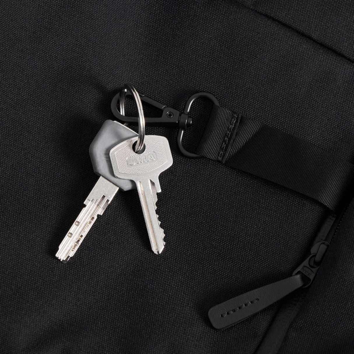 Huru Urban 17 L Backpack