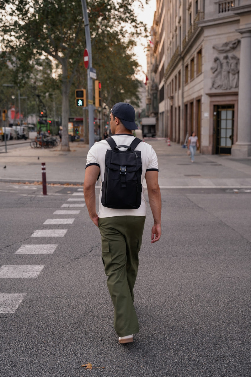 Huru Urban 17 L Backpack