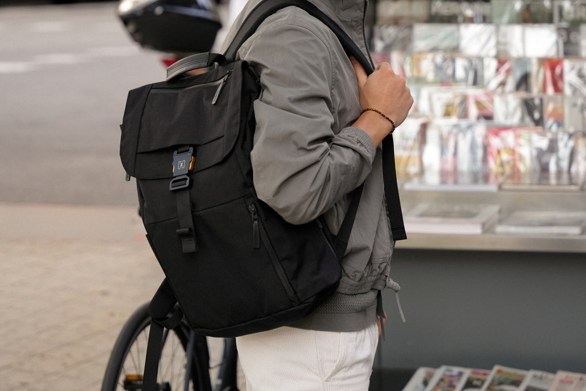 Huru Urban 17 L Backpack