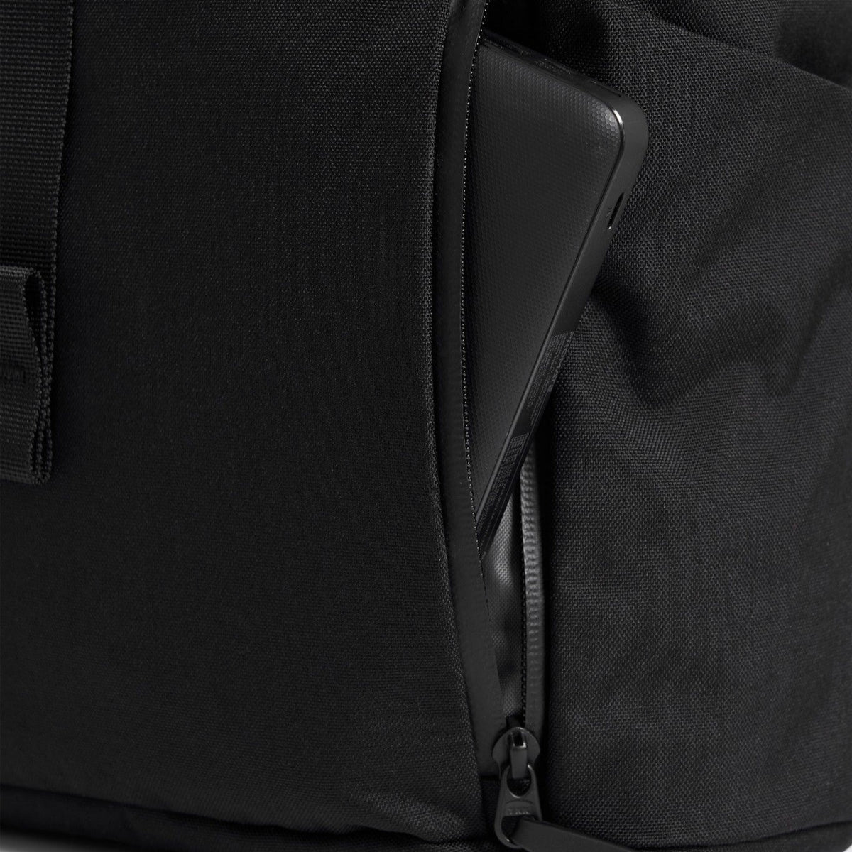 Huru Urban 17 L Backpack