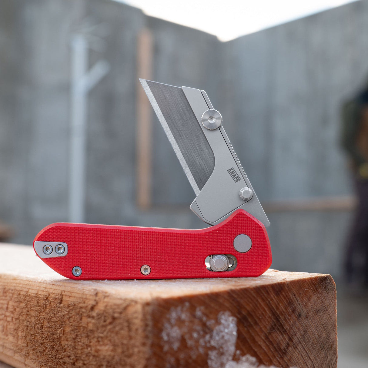 Knafs Yuti Utility Knife