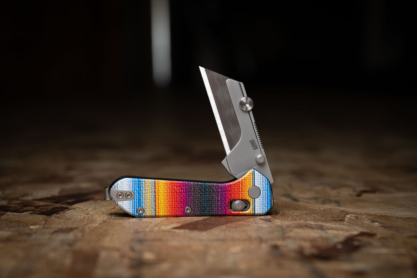 Knafs Yuti Utility Knife