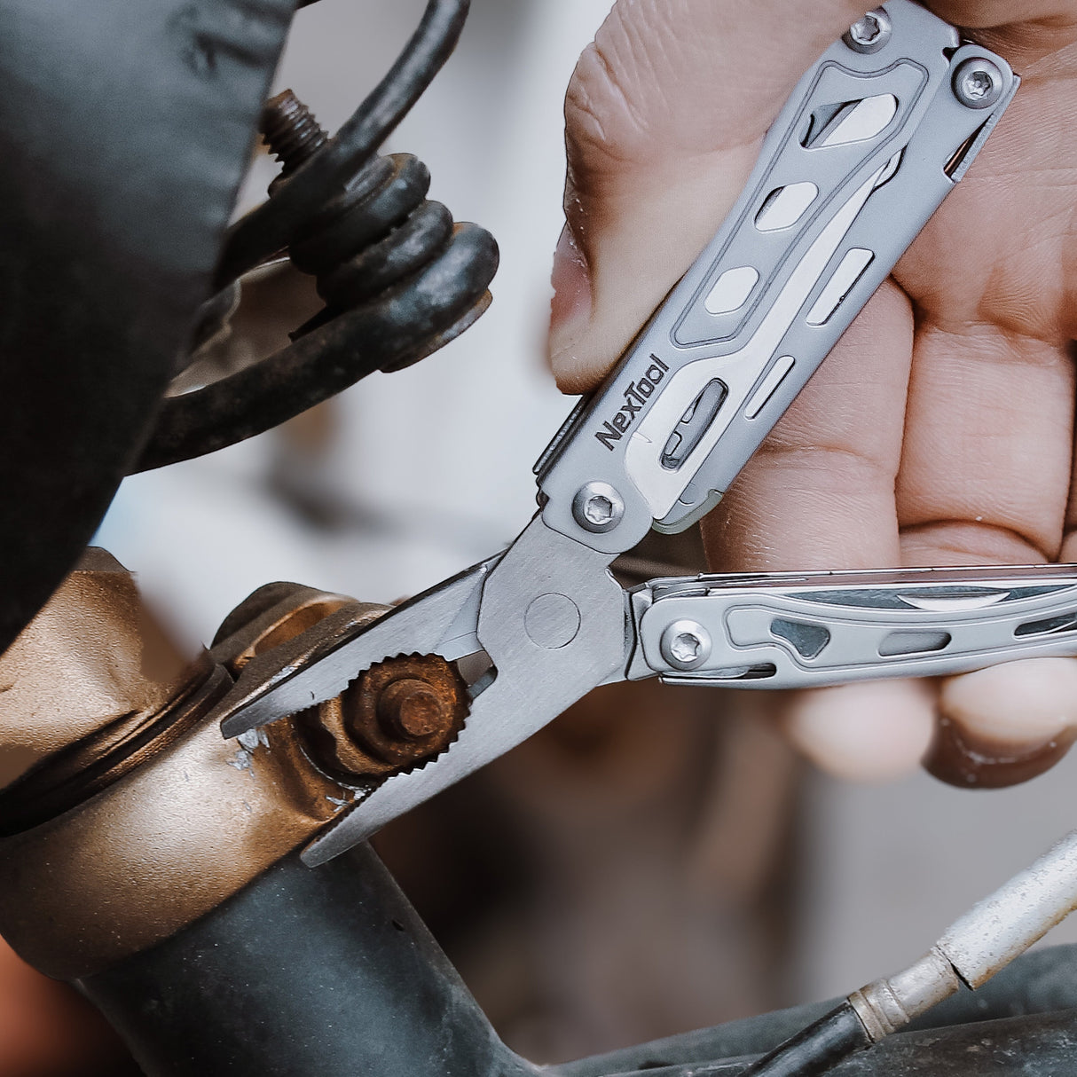 NexTool Mini Flagship F12 Multi-Tool