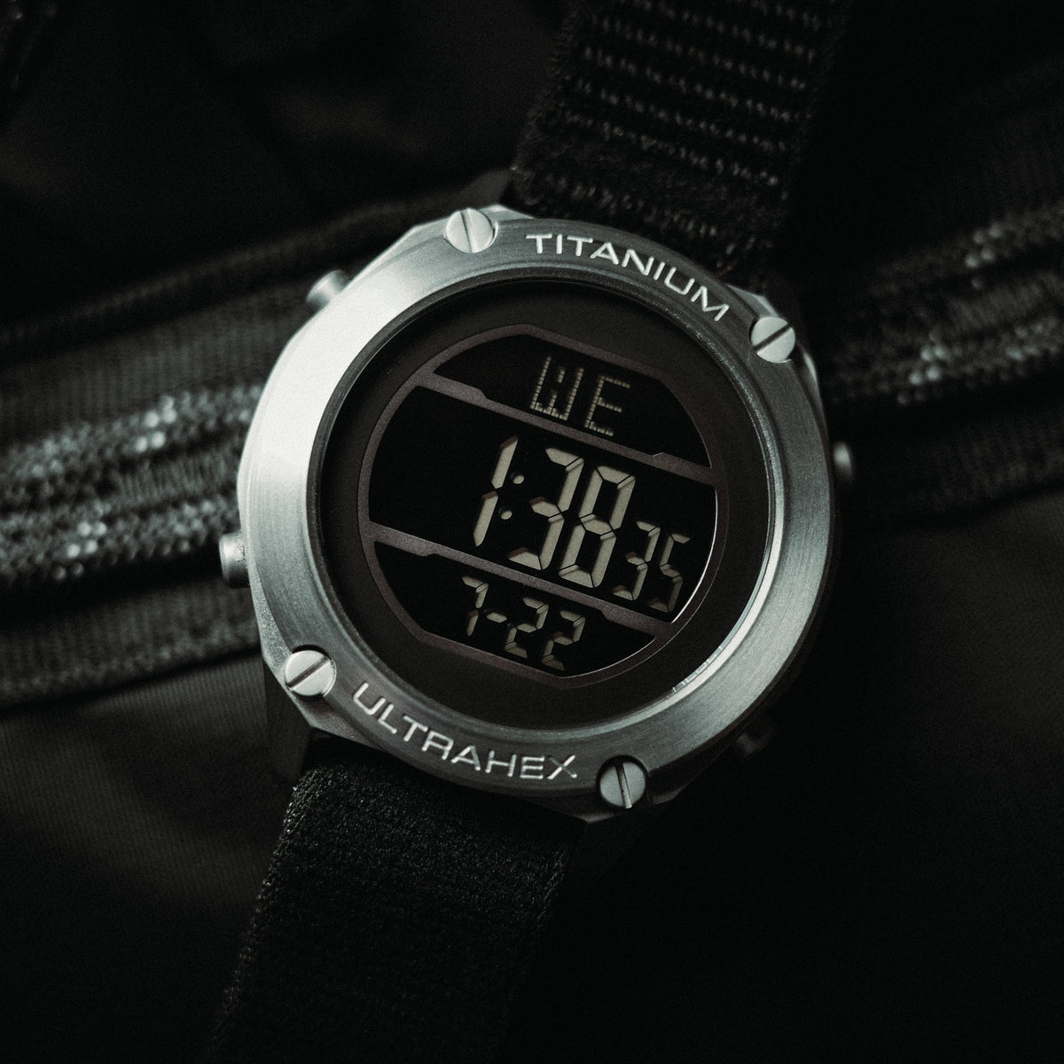 RZE UTD-8000-BB Watch