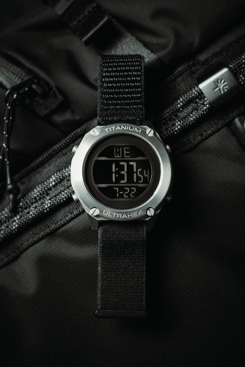 RZE UTD-8000-BB Watch