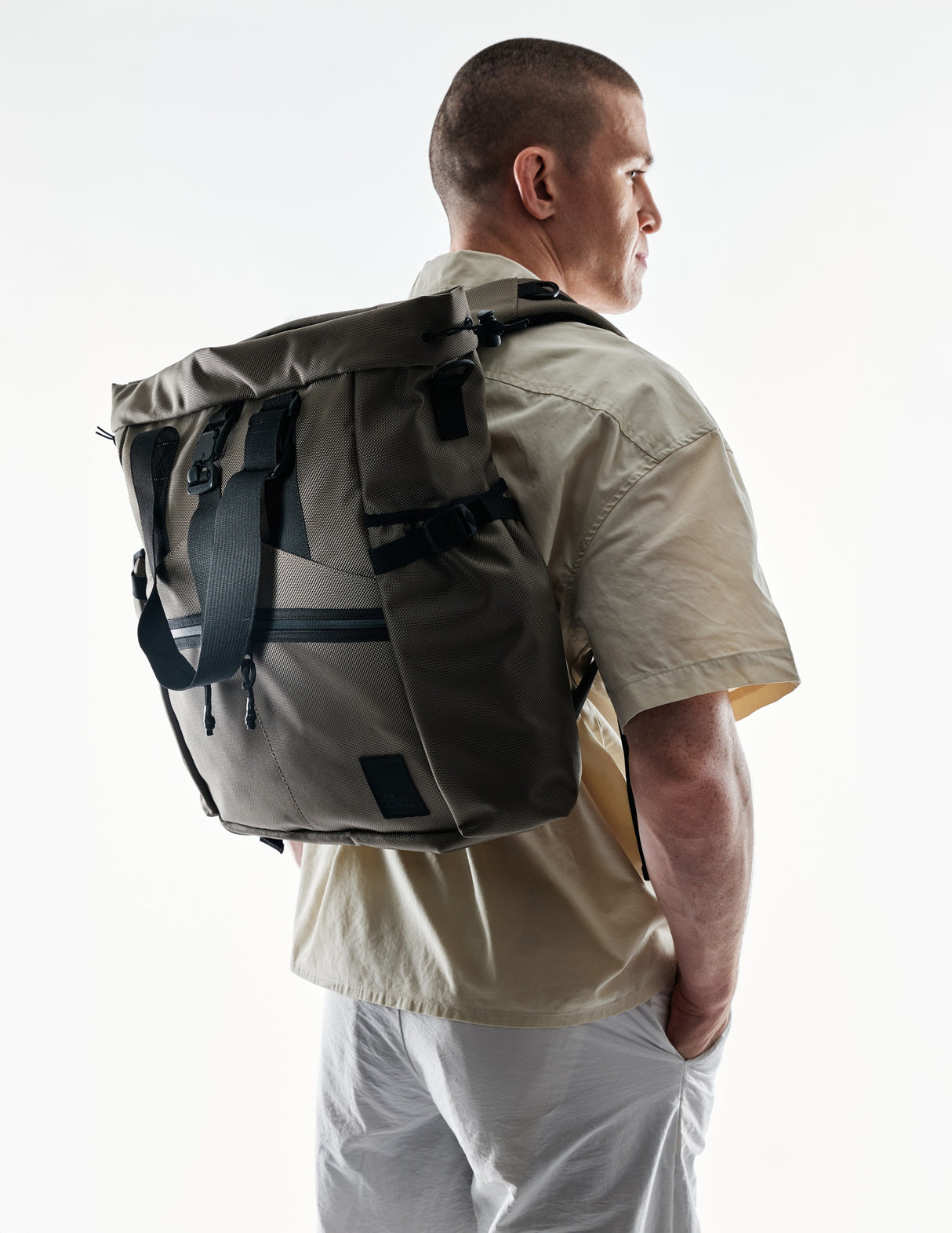 the-brown-buffalo-conceal-tote-edc-laptop-bag-weather-resistant-everyday-use-cordura-1050d-ballistic-nylon-ranger-green2_edited.jpg