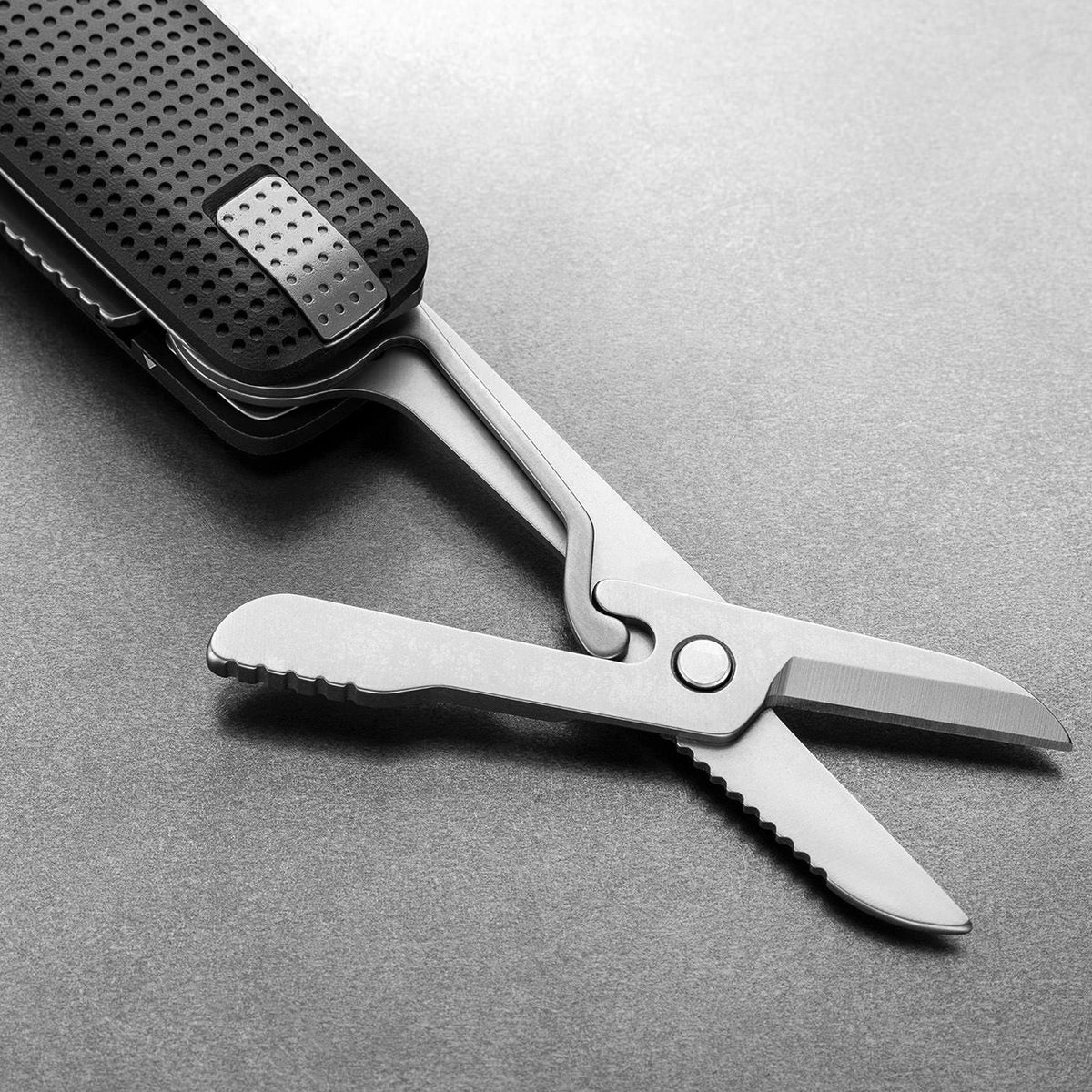 The James Brand Helton Multi-Tool
