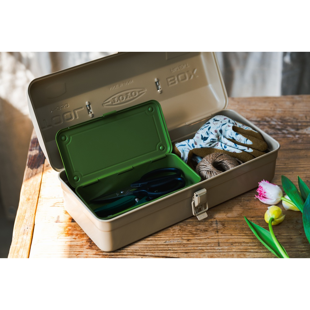 Toyo Steel Camber-Top Toolbox Y-350