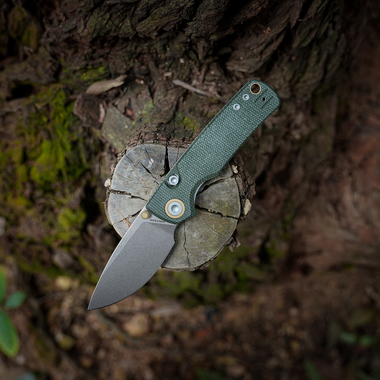 Vosteed Porcupine Thumb Stud Knife