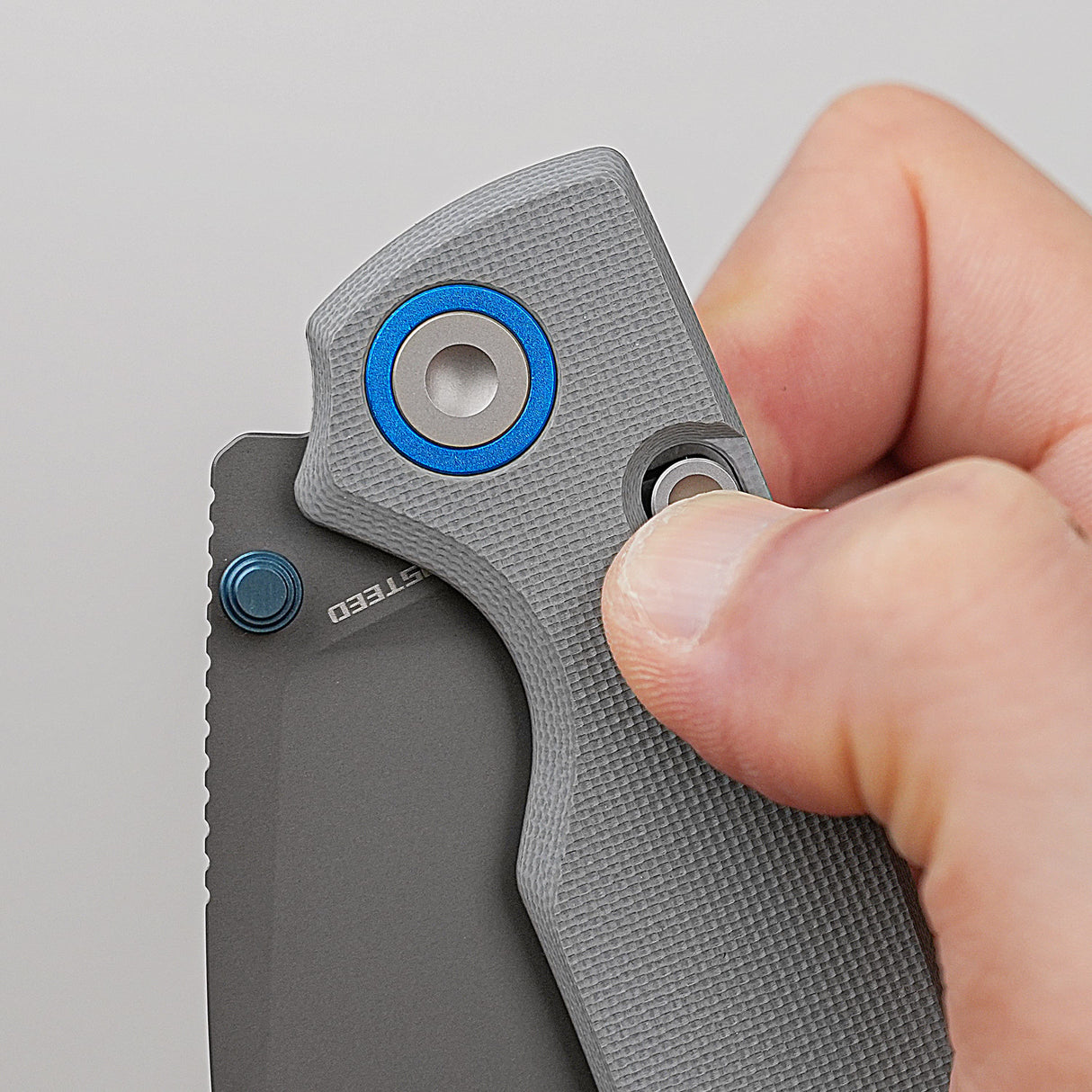 Vosteed Porcupine Thumb Stud Knife